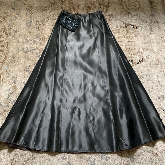 Gray satin full maxi skirt, 4 - Picture 11 of 16